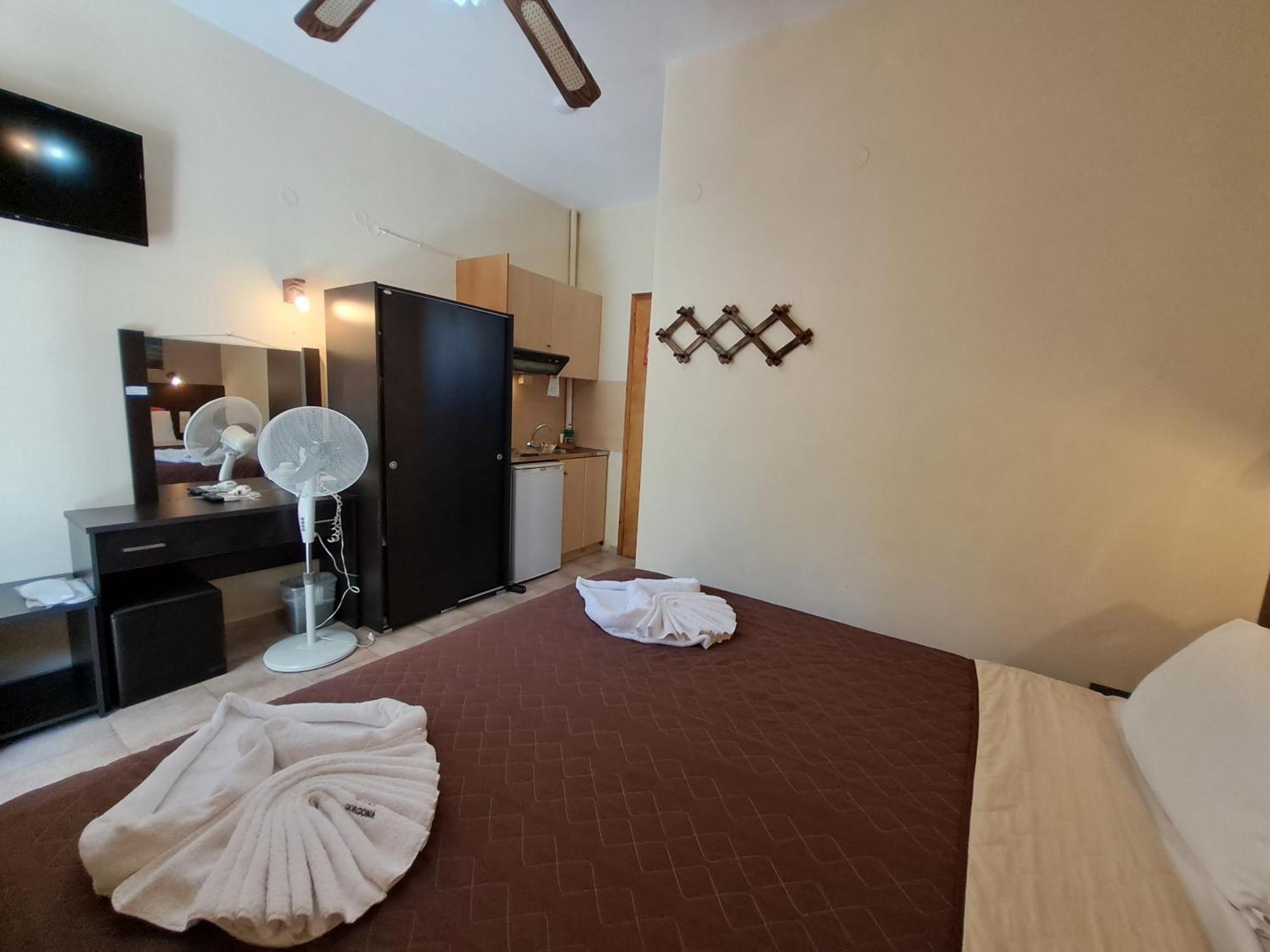 Gorgona Hotel ปาติติริ ภายนอก รูปภาพ