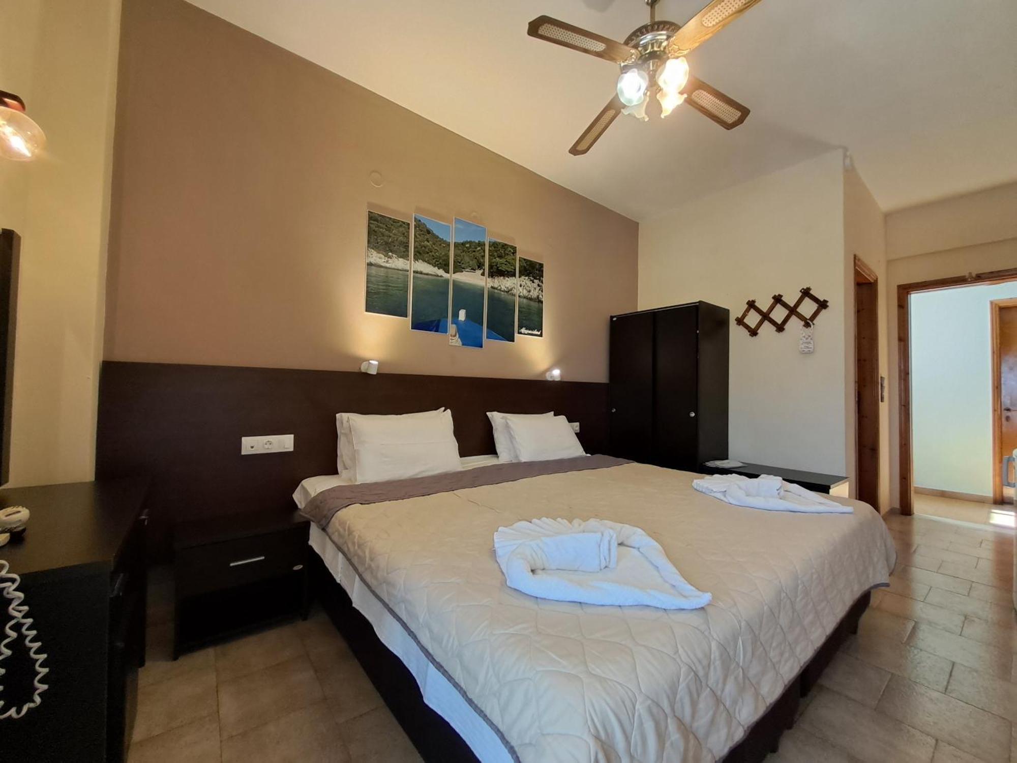 Gorgona Hotel ปาติติริ ภายนอก รูปภาพ